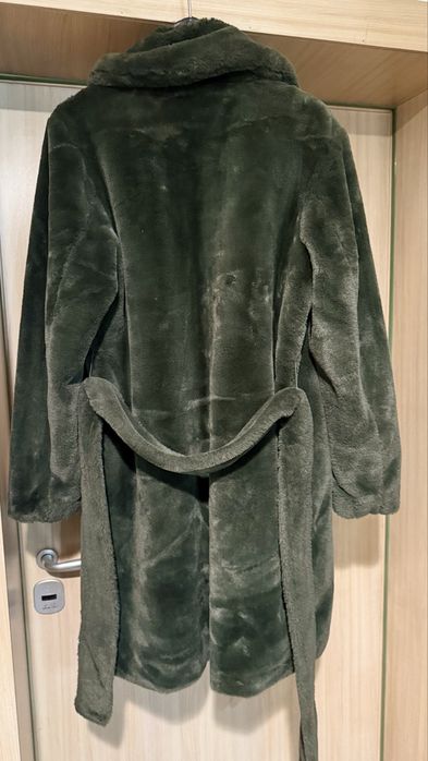 Пухкаво палто Vila.