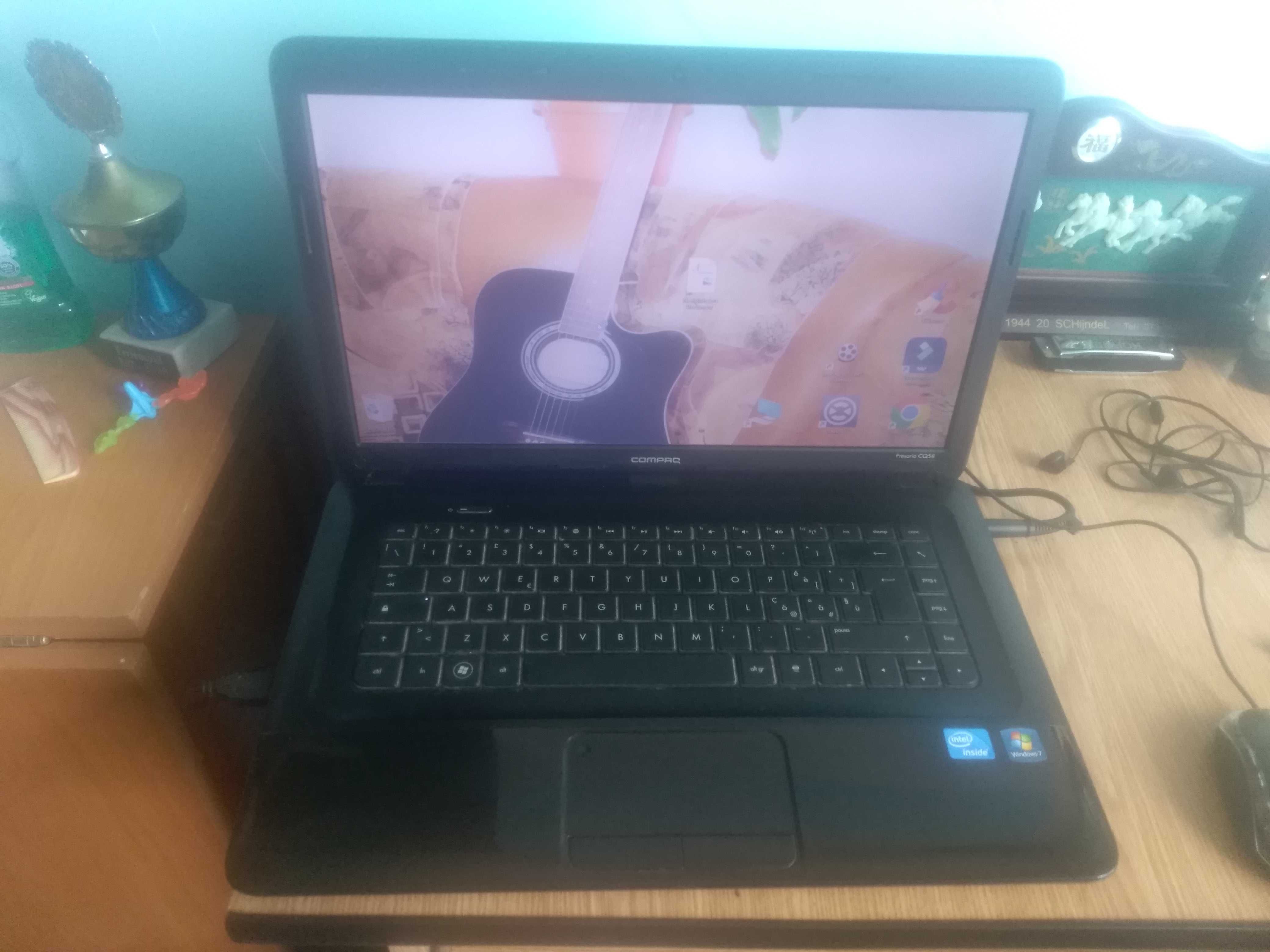 Laptop Compaq mai vechi