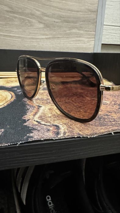 Слънчеви очила Guess