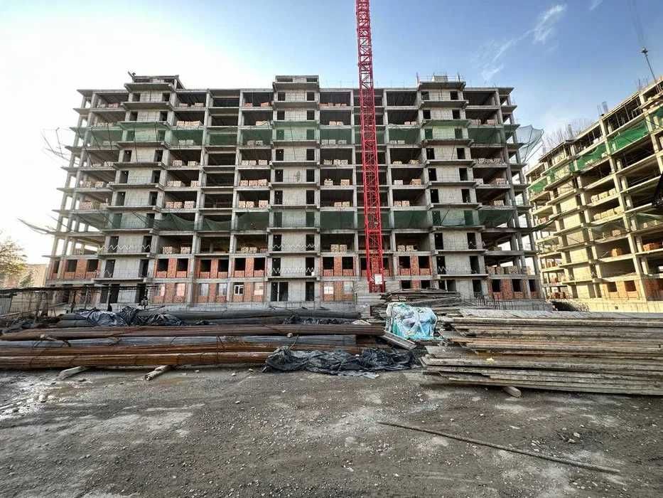 на Куйлюке Продается 1/1/10 квартира 28 кв.м 300млн.сум (М)