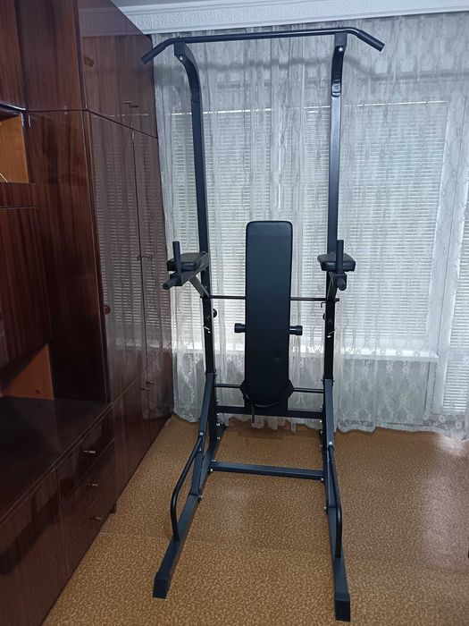 Продавам кула за набиране и лежанка