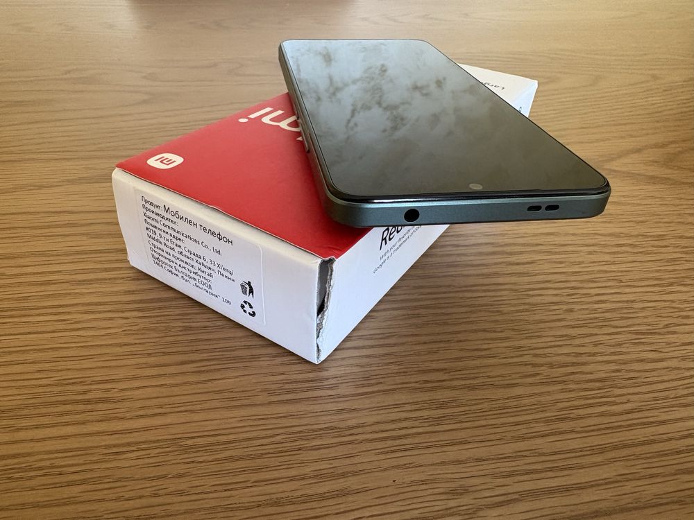 Продавам Xiaomi Redmi A3 (6.71”)