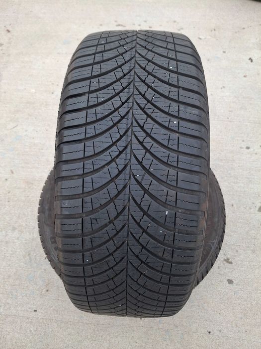 2бр. зимни гуми 225/45/17 Goodyear DOT 0322