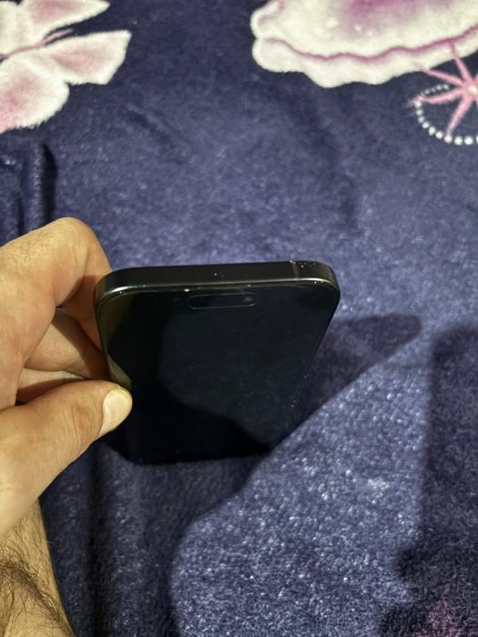 Iphone 16 cu 93% sanatate baterie