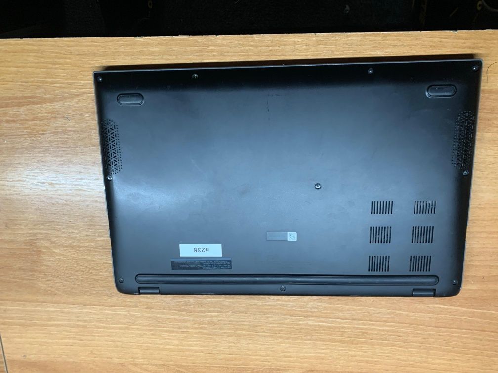 Laptop Asus X412F core i5 gen 8th,8gb ddr4 ,ssd 256  tasta S nu funct