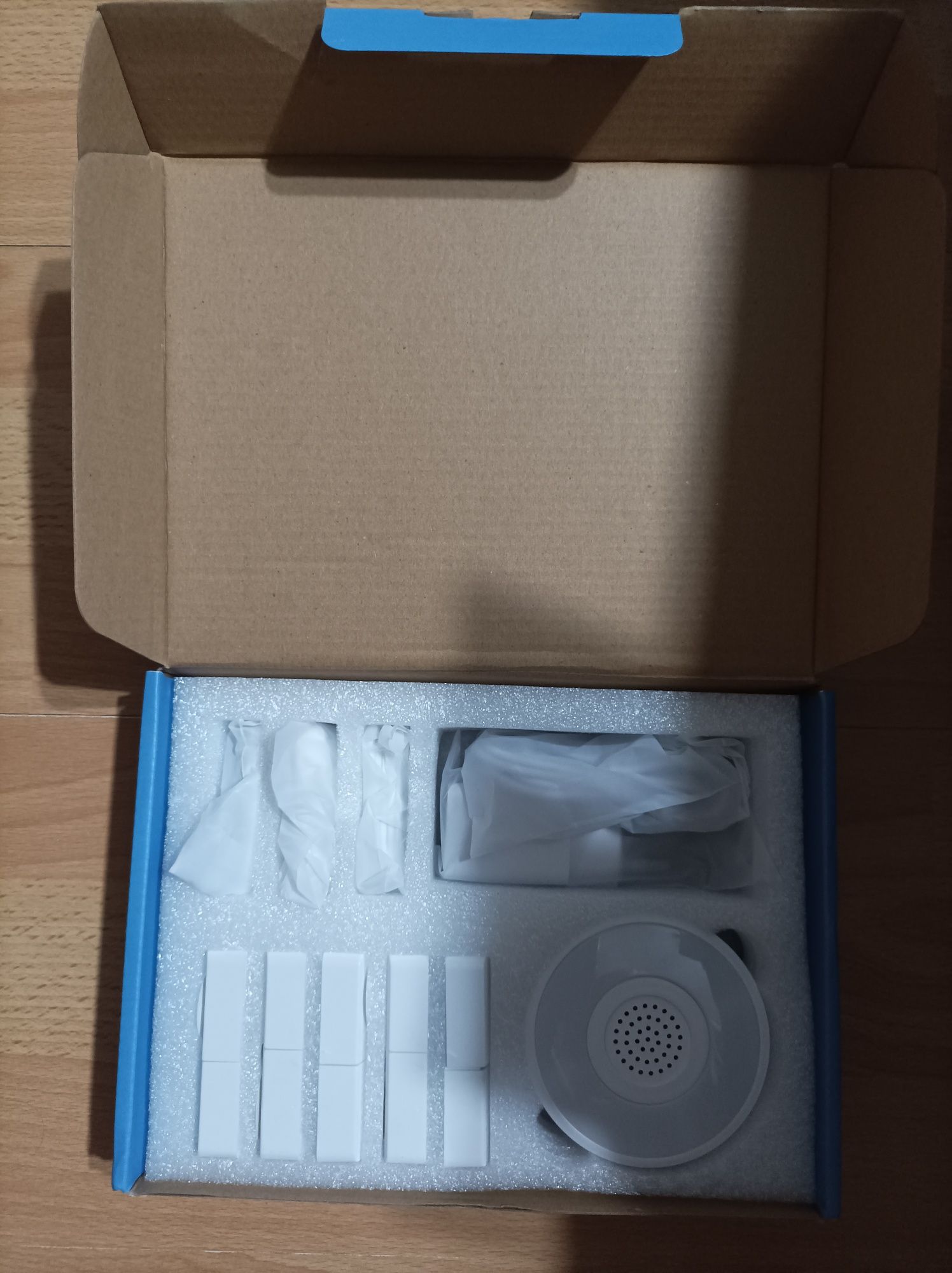 WiFi интелигентна алармена система за врати