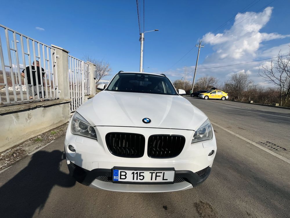 BMW X1 PANORAMIC / an 2013, automata/ 184 cp,