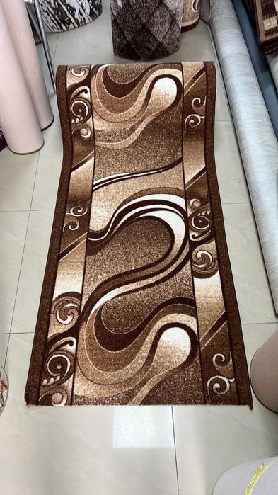 Мокетени килими и пътеки с гумирана основа