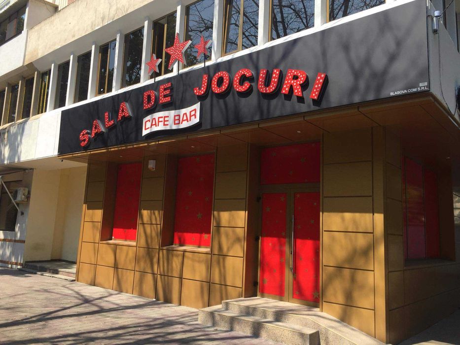 Spatii de inchiriat - de vanzare 19 mp - 140 mp