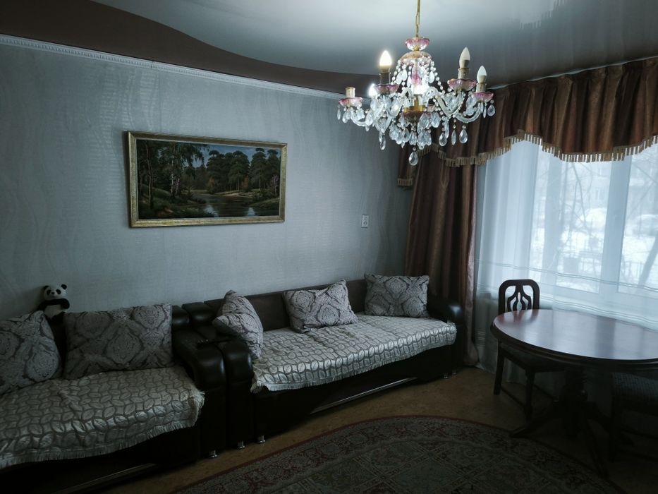 Продам 3 комн КВ на 1000 мелочей