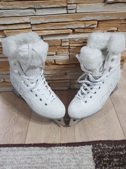 Patine copii,în stare foarte bună!