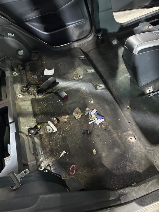 Химчистка салона ,любой сложности