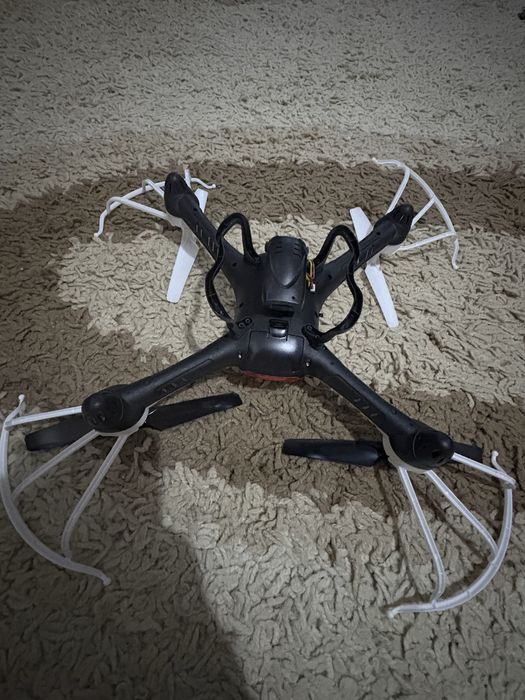 Vand Drona cu camera video 360 grade