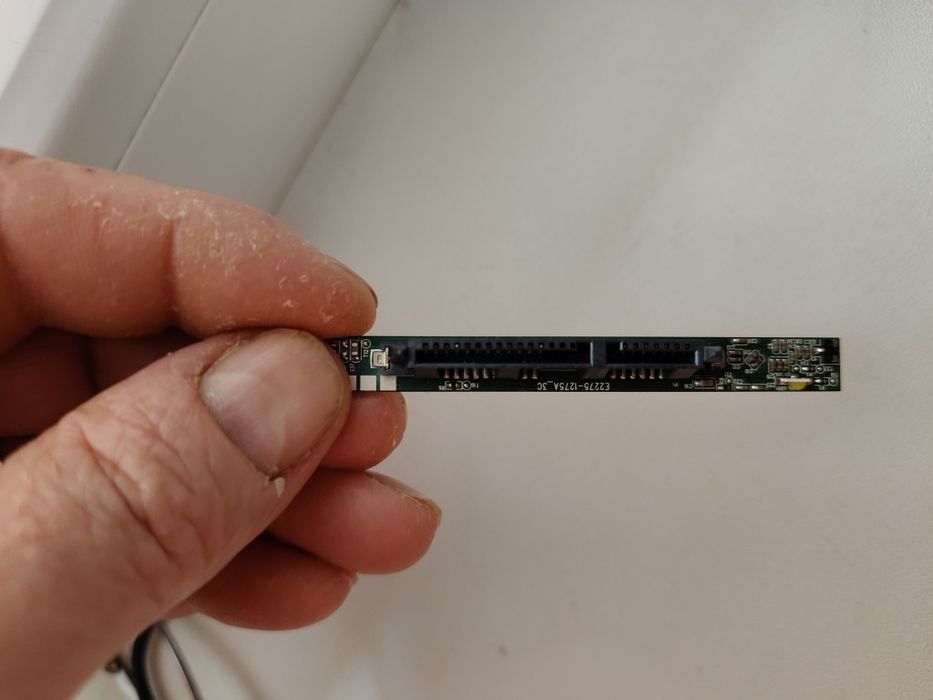 Adaptoare Rack ssd/ hdd/ din intern în extern