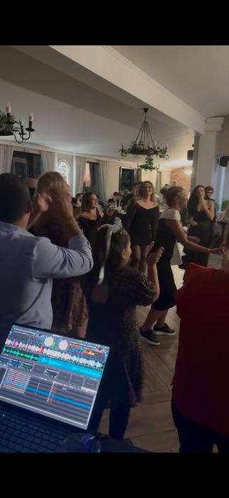 Dj / Distractie garantata / Orice Eveniment