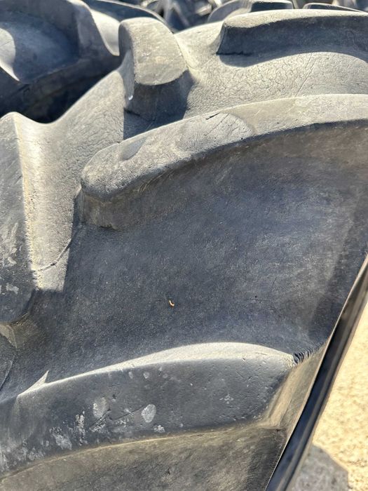 Anvelope 14.9 R24 Continental