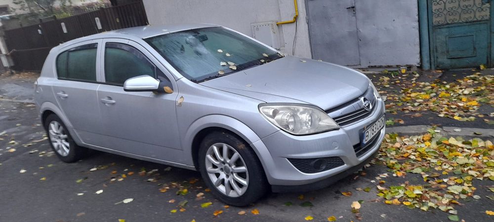 Opel Astra H 2010 1.6 Benzina + GPL