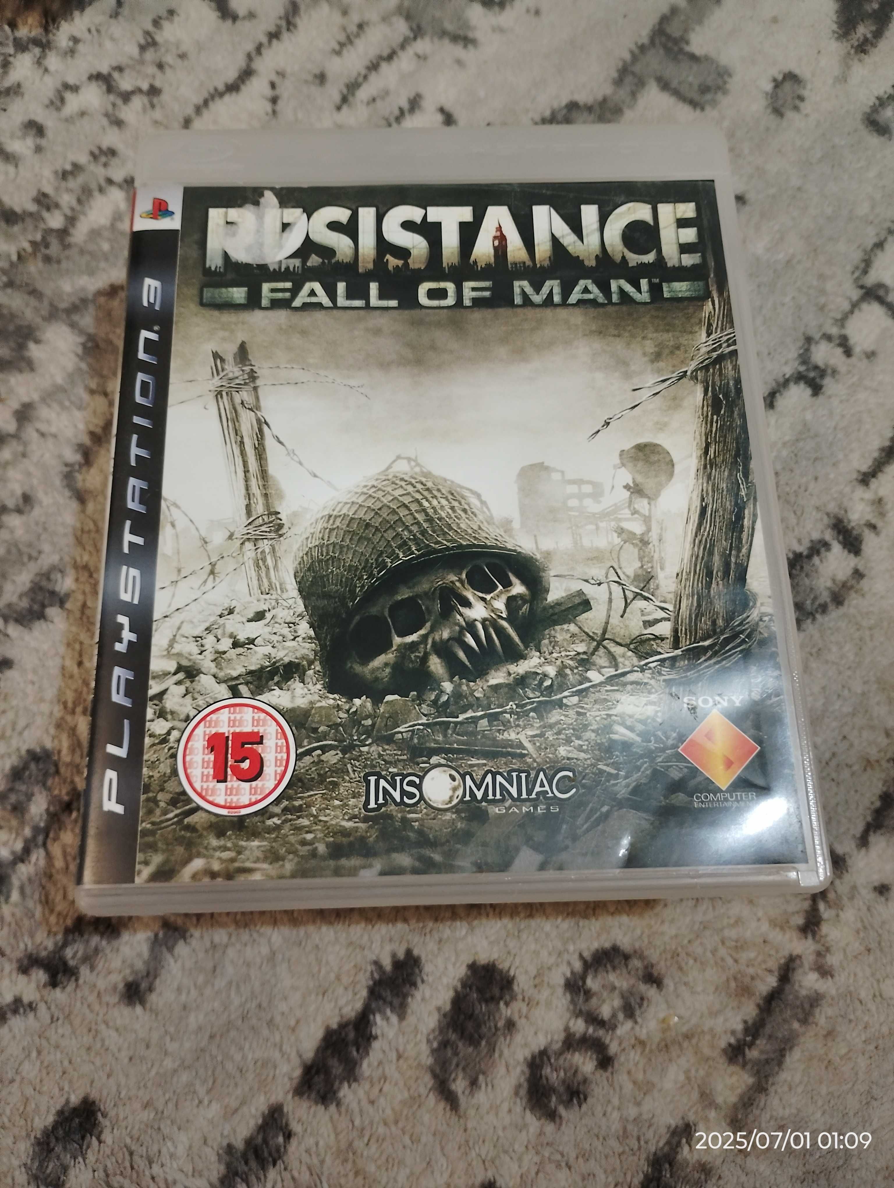 Плейстейшън 3 със 6 игри и джойстик