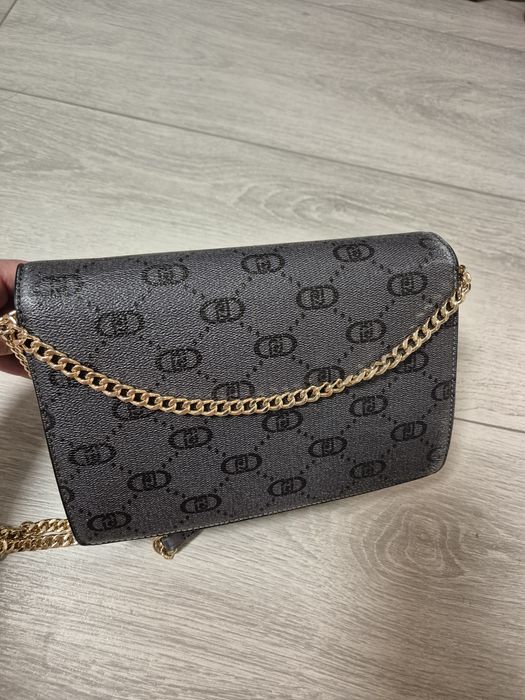 gentuta Liu Jo cu lanț auriu