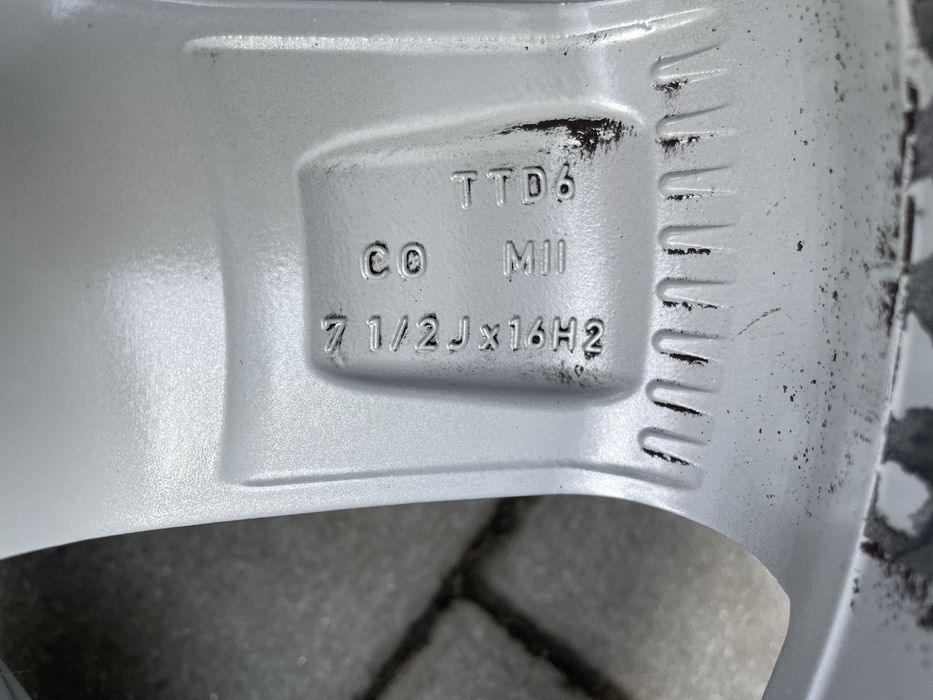 Jante VW Golf 5,6,7, Passat, Touran, Sharan, Skoda Octavia R16 5x112