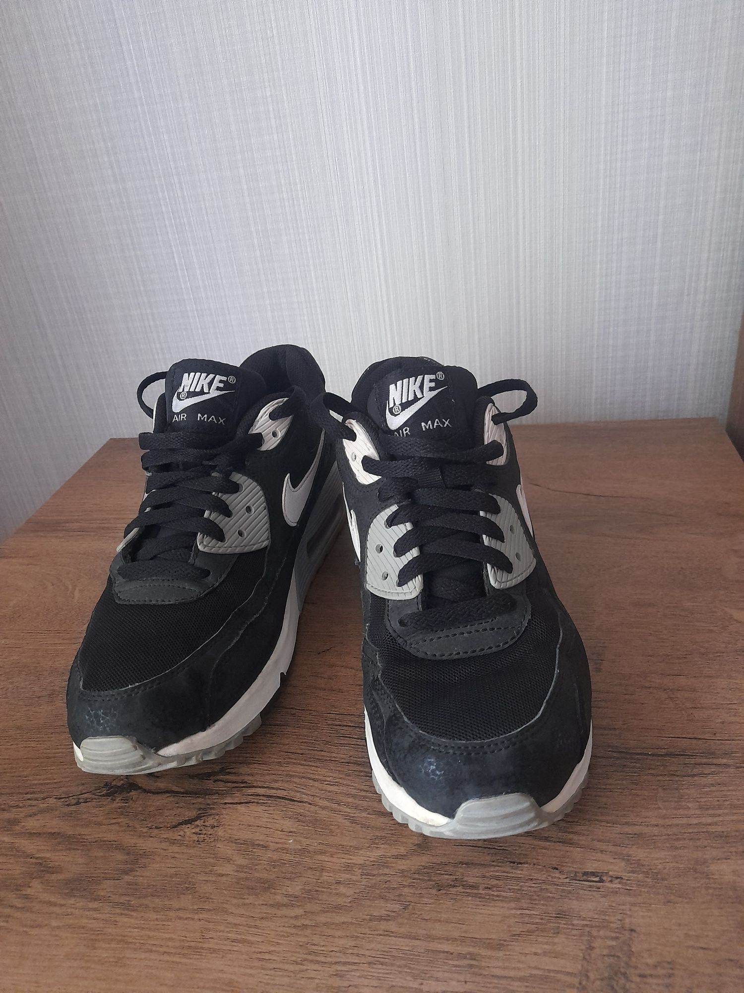 Nike Air max 90 маратонки 39 номер.