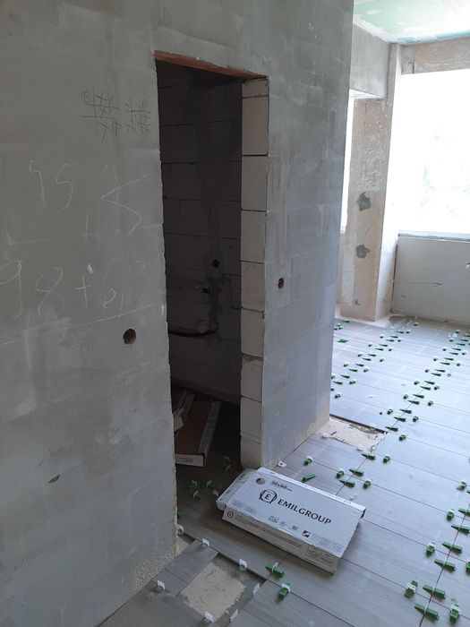 Constructii rezidentiale si industriale. Instalati electrice. Sanitare