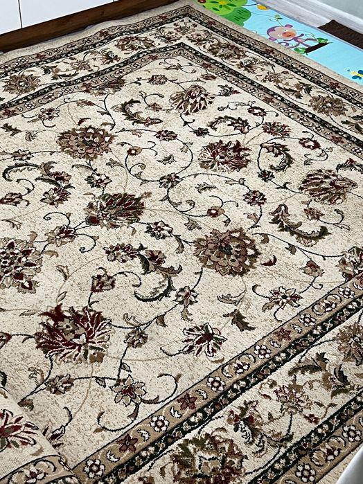 продается большой ковер