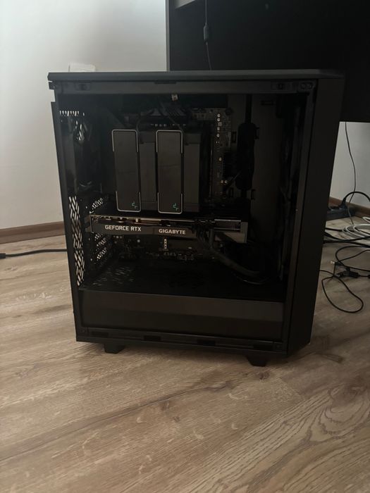 Custom-built PC | R5 7600X & RTX 3060 Ti