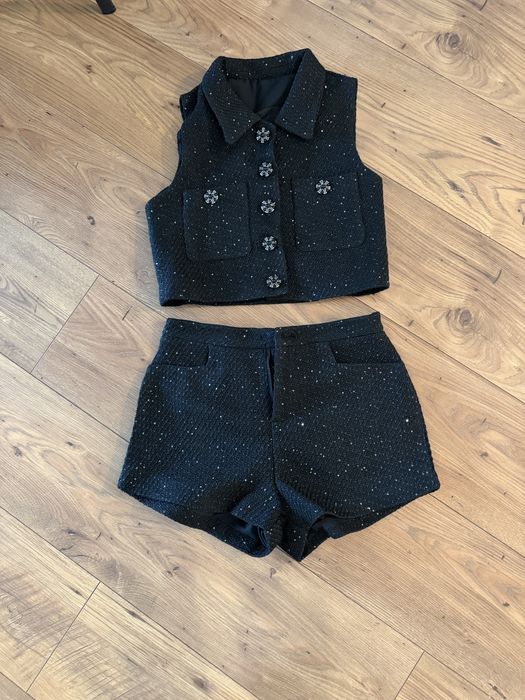 Черен сет с къси панталони
