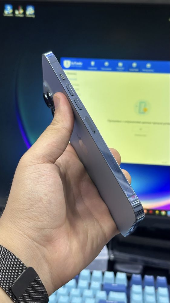 Iphone 13 pro max 444$