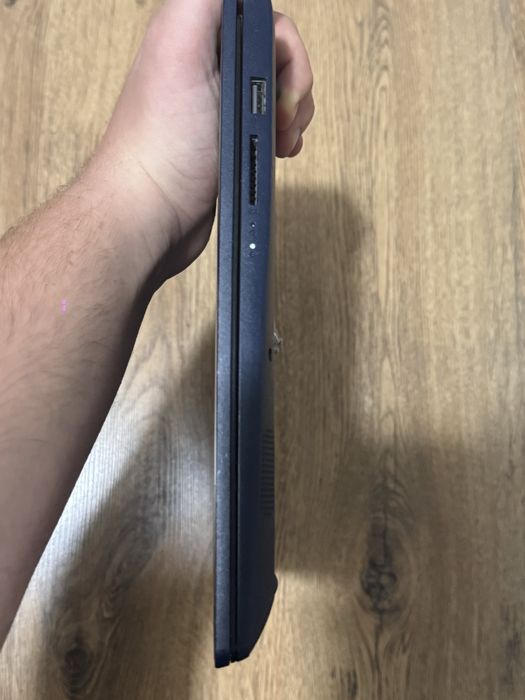 Lenovo Ideapad 4 i3-12th gen, 15IAU7 display spart