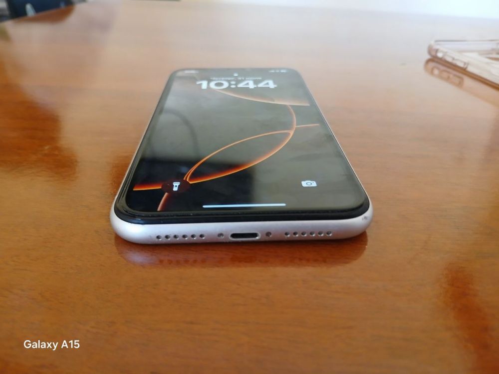 Iphone 11 xolati yaxshi