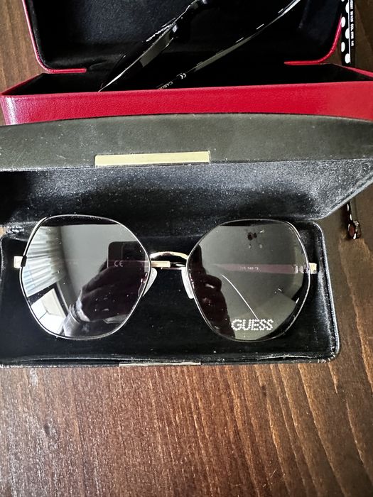 Последно Намаление!Слънчеви дамски очила GUESS