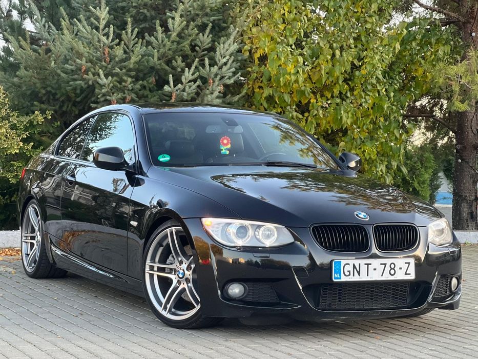 Bmw e92 330 2012  M_paket EDITION