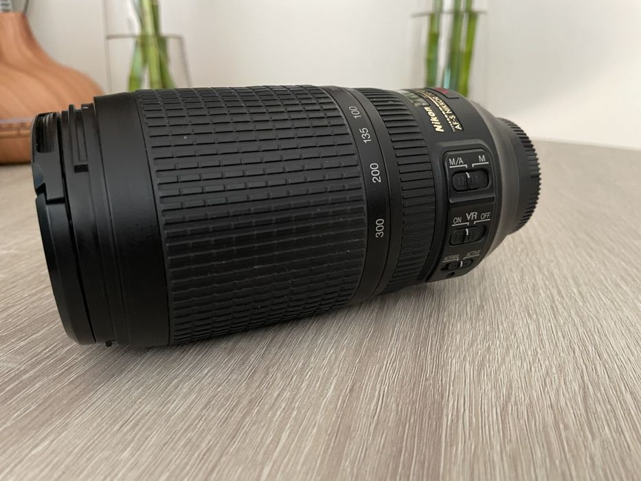 Obiectiv Nikon 70-300mm f4.5-5.6 AF-S VR