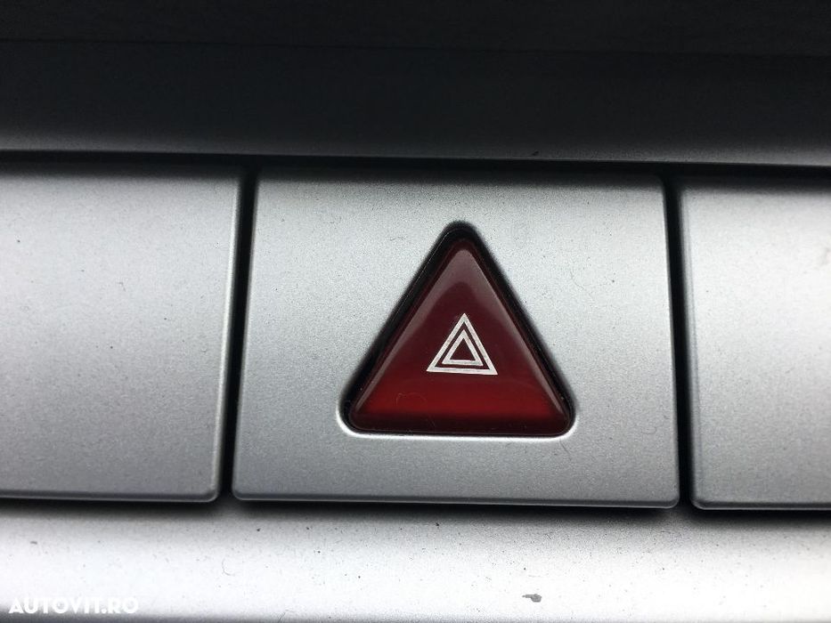Buton / Releu Avarii VW Passat CC 2008 - 2012