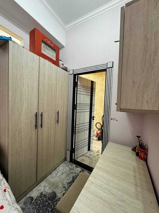 1  хоналик квартир 3 этаж, шарк 1, барака кафе