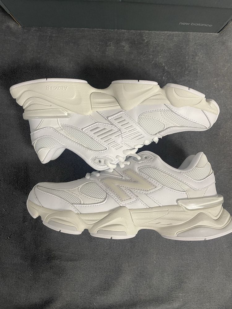 New Balance 9060 White