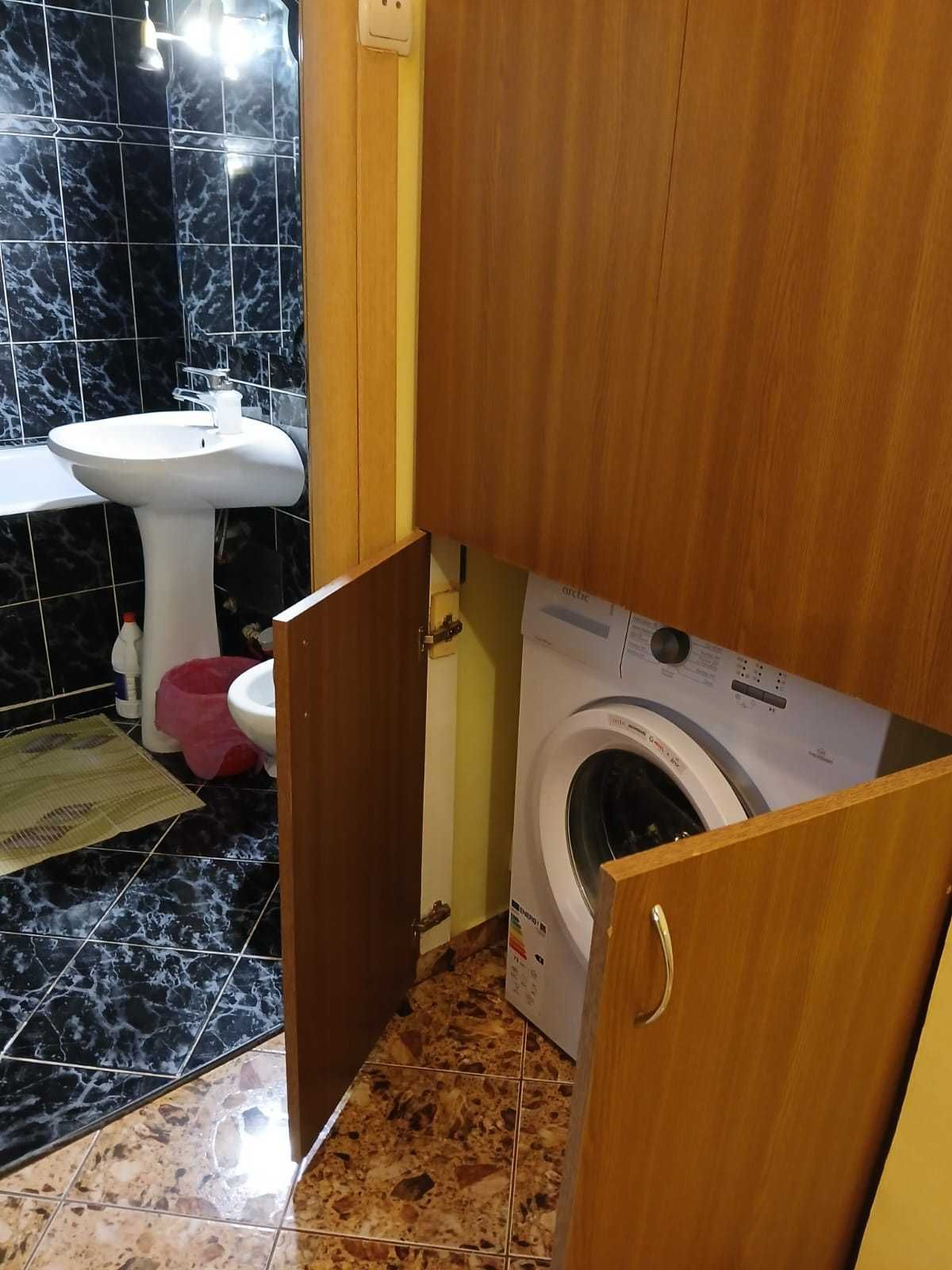 Inchiriez 1 cameră