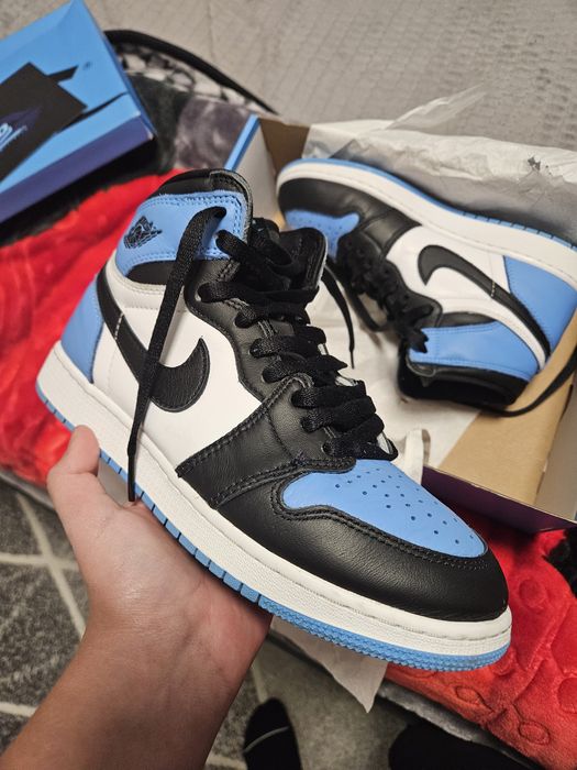 Jordan 1 unc toe mărimea 40