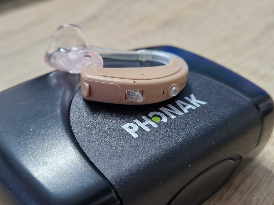 Aparat Auditiv Phonak Baseo Q15 M/ ptr urechea Stanga/ Sever/nefolosit
