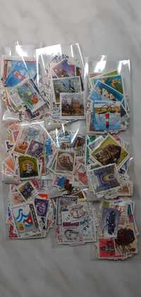 1000 различни пощенски марки за 59 лева