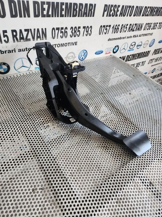 Pedala Frana Cutie Automata Bmw G20 G21 G22 G23 G26 G28 G29 G42 M2 M3 M4 Cod 6889820 Volan Stanga Dezmembrez Bmw B58B30B - Dezmembrari Arad