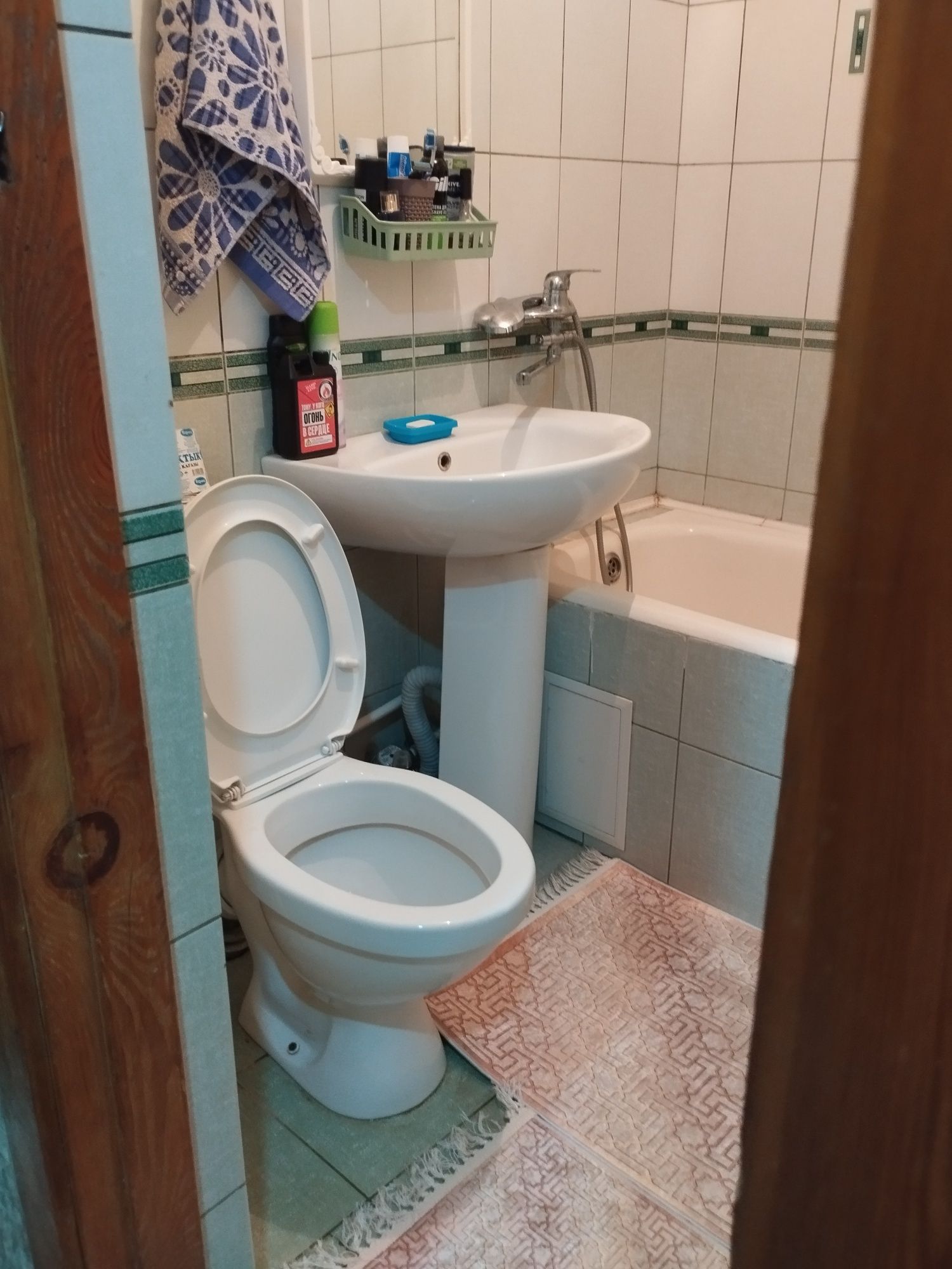 Продам 1 комнатную квартиру в центре Район колхозного