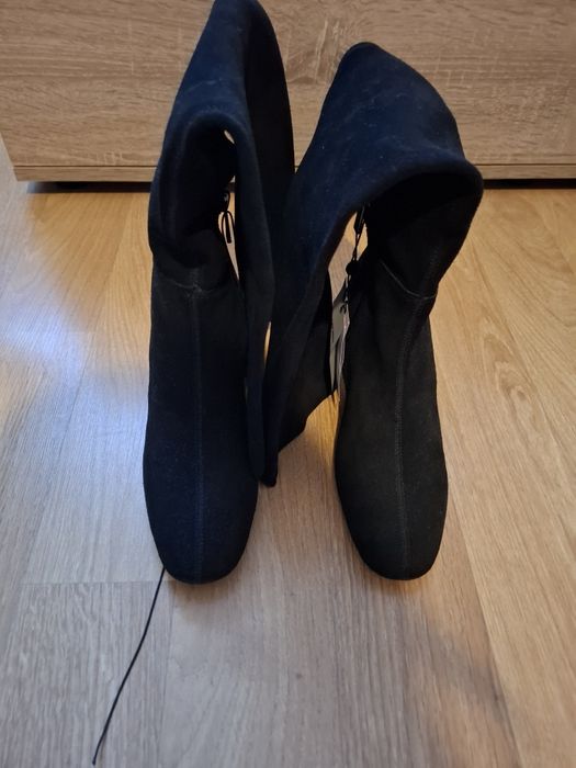 cizme lungi piele intoarsa