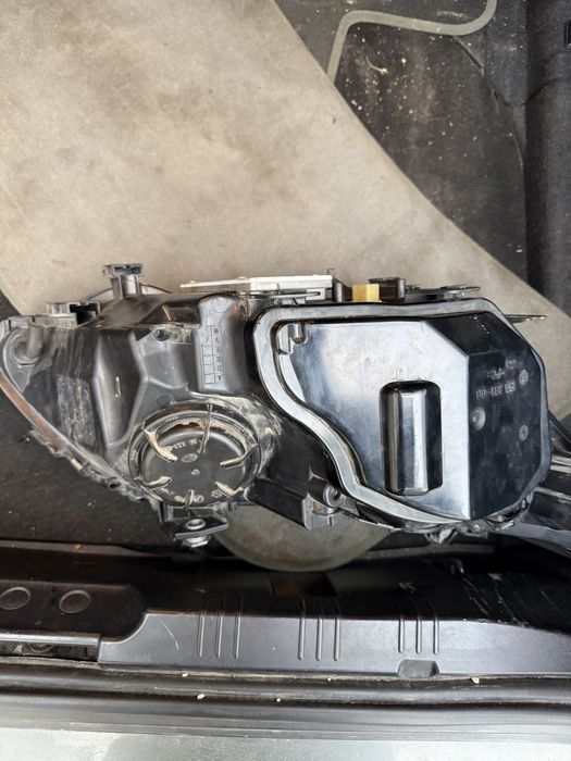 Bmw E60 dynamic drive ляв фар