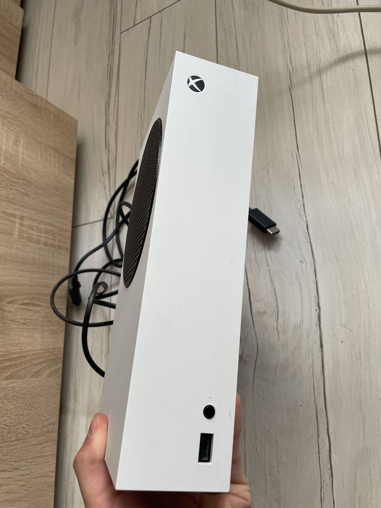 Xbox series s неразличим от нов