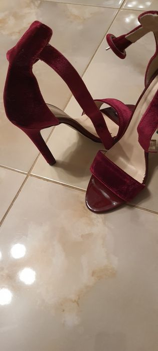 Sandale de piele
