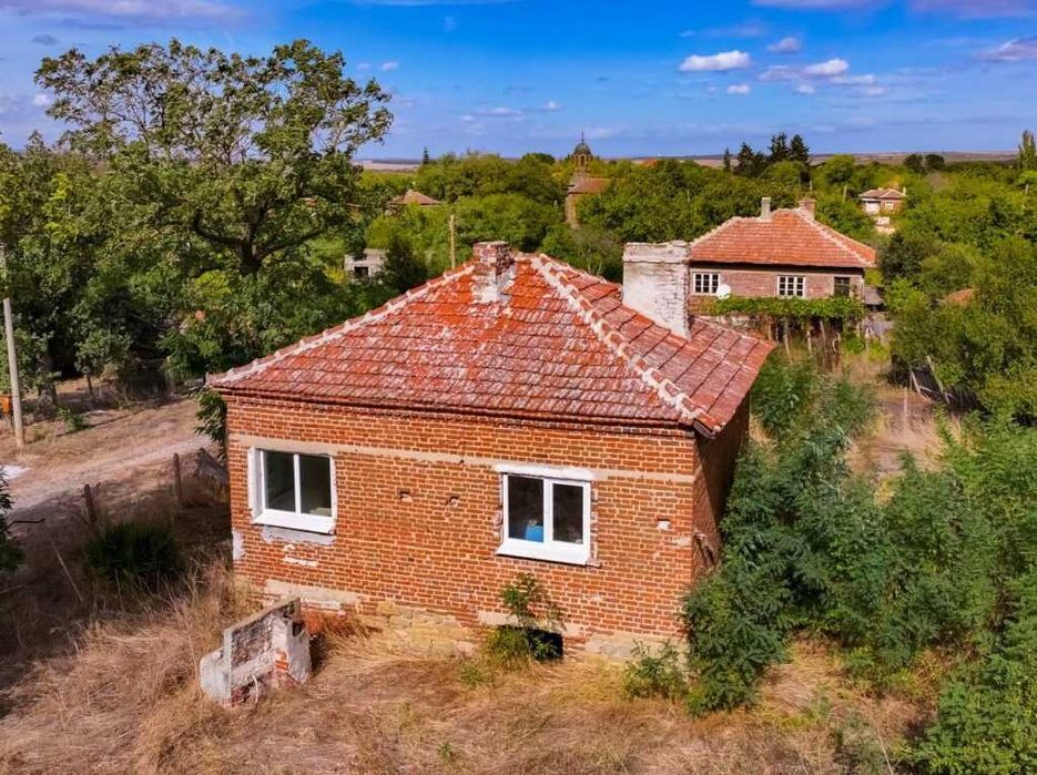 Продава се Къща в с. Загорци, Област Бургас - 72 кв.м за 237 €/кв.м - Снимка #2