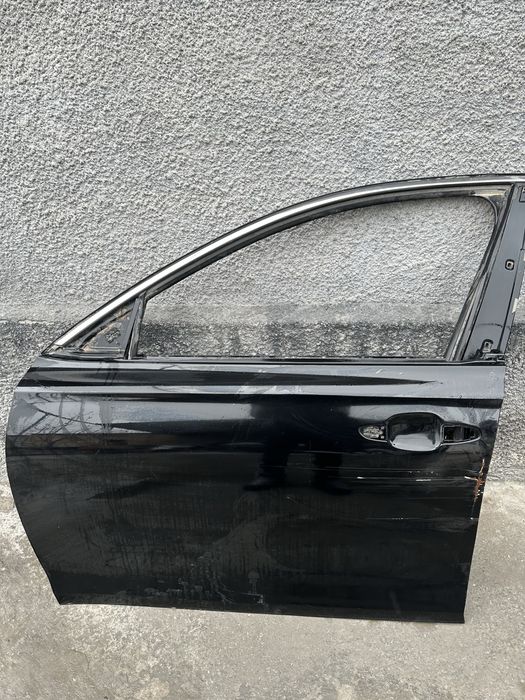 водительский дверь грендеур 2019